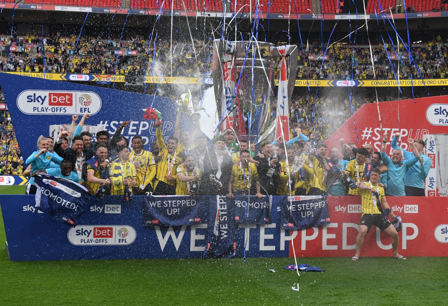 Oxford United announce open-top bus tour celebration in city – Oxford ...